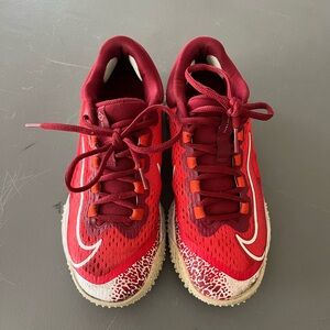 Nike Women's Alpha Huarache Elite 4 Turf Softball Shoes